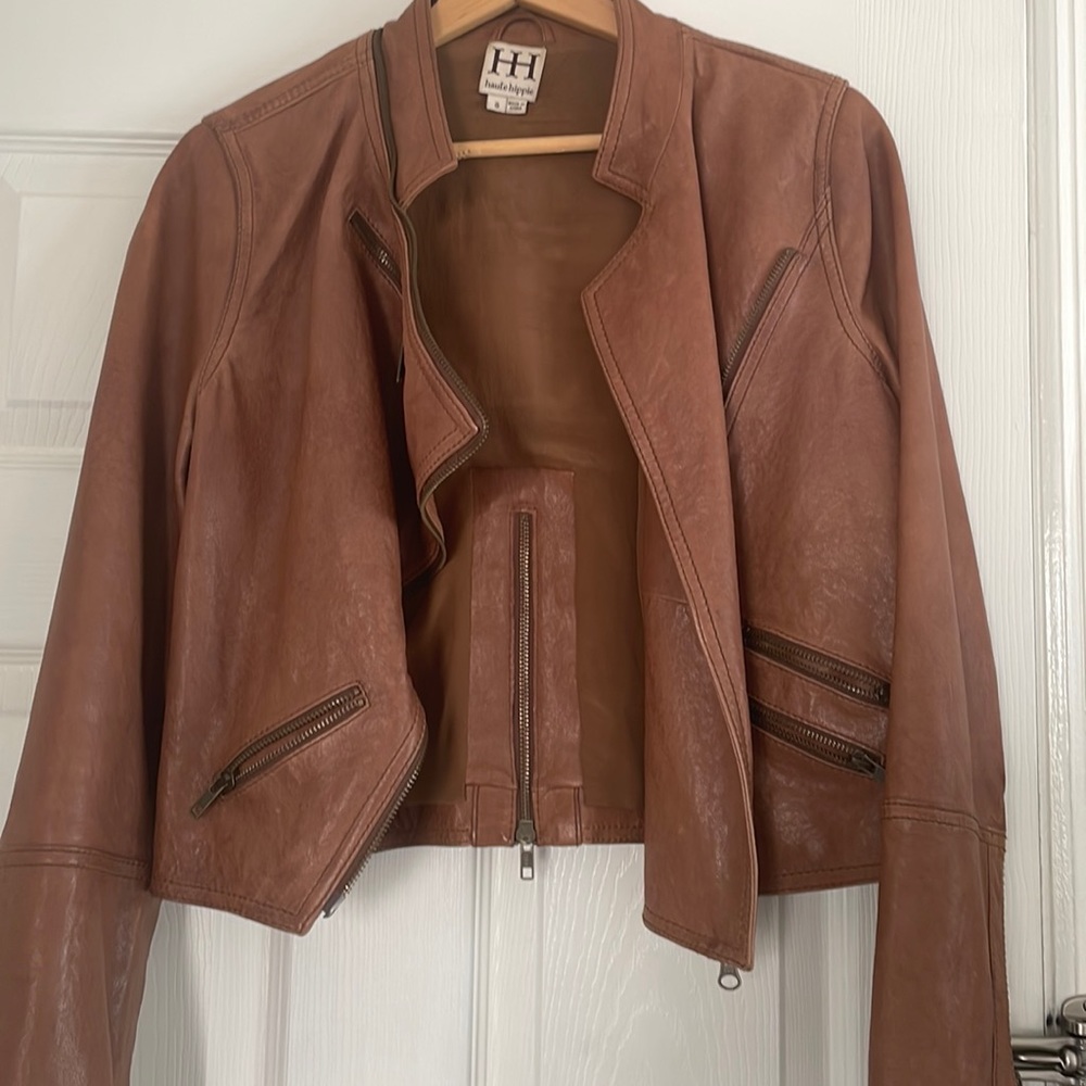 Leather jacket like brand new.